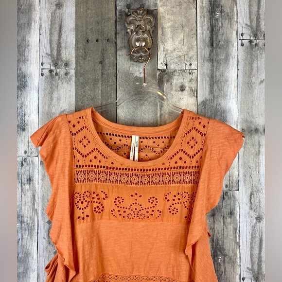 By Anthropologie Eyelet Embroidered Lace Top in Terracotta Size Extra Large. - Picture 4 of 14